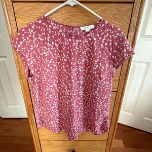 Monday Fun, Capped Sleeve Blouse.  Salmon and White pattern.